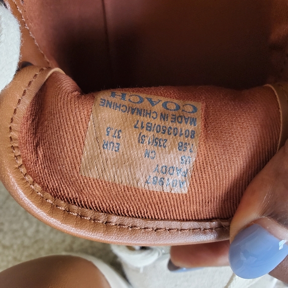 Coach ladies shoes - Picture 9 of 9